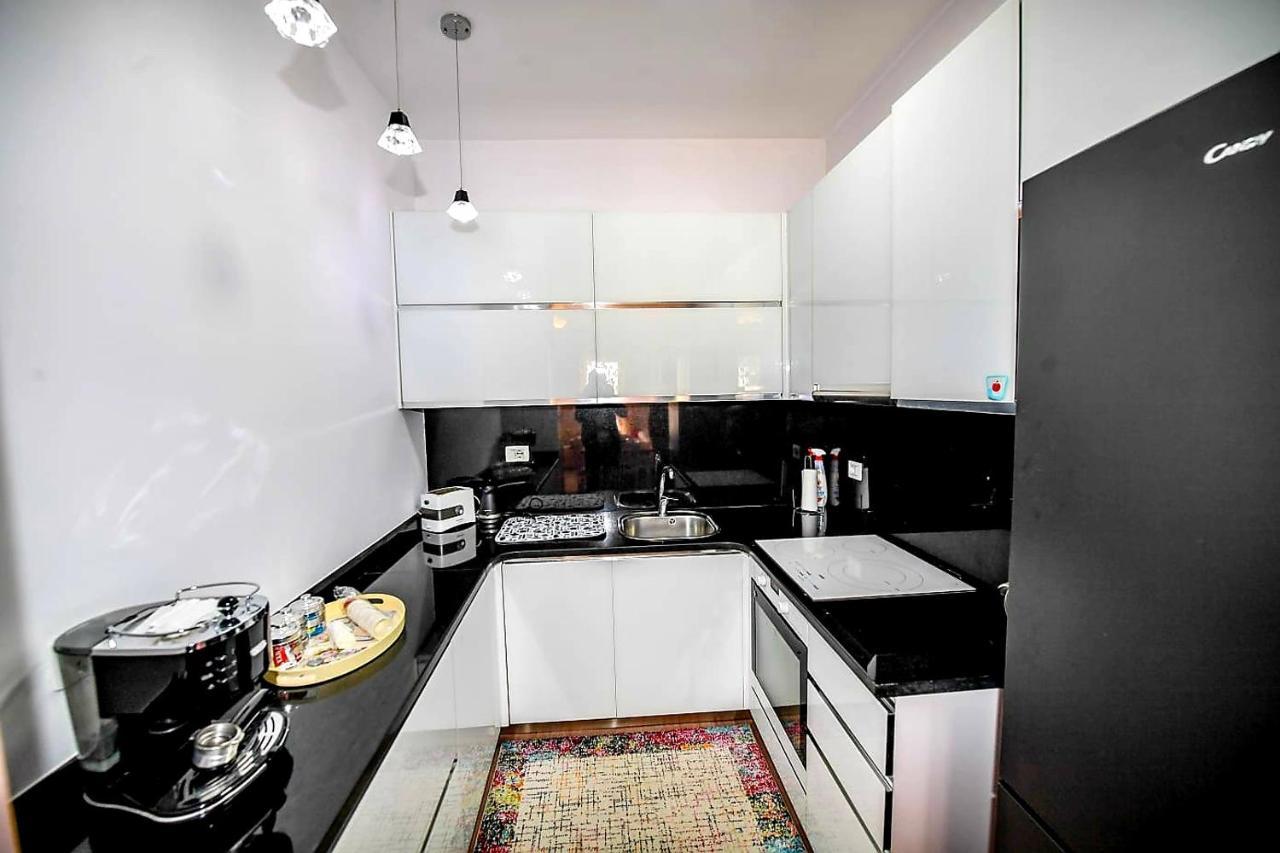Happy Stories' Apartment In City Centre Shkodër Exterior foto